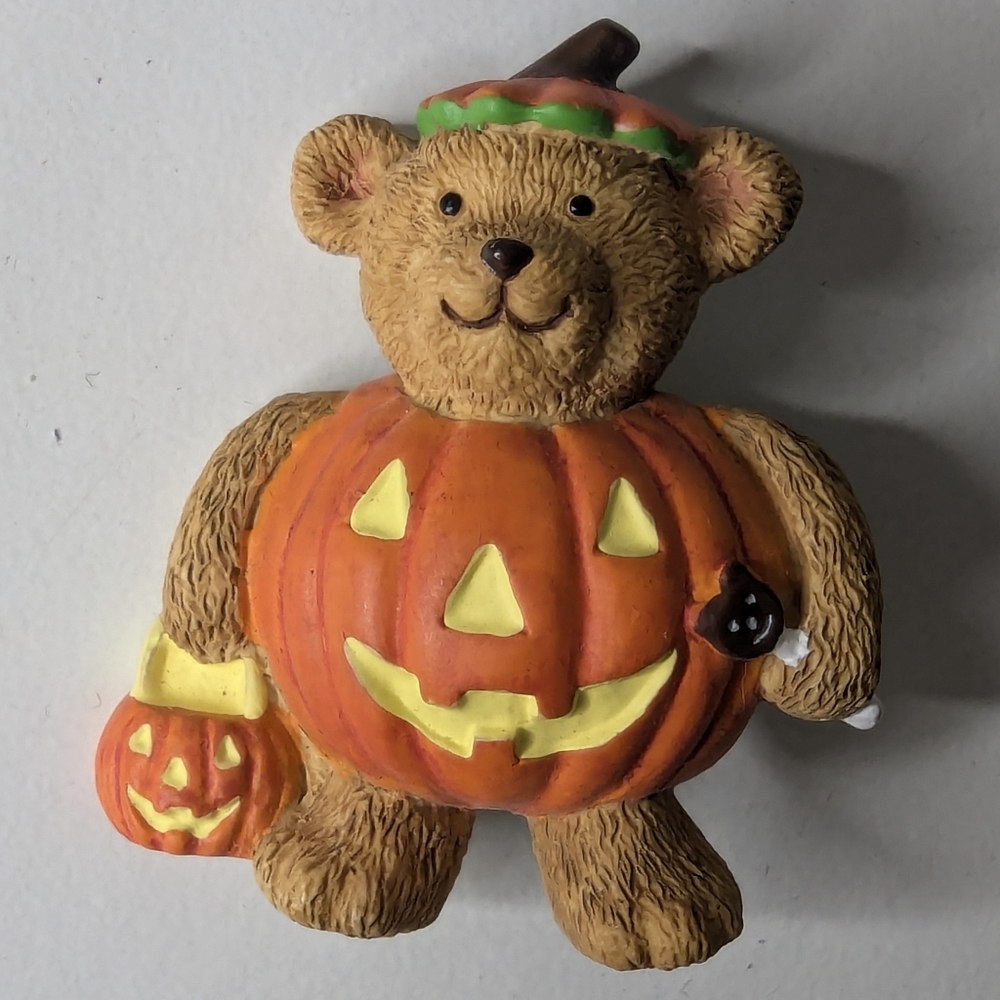 Vintage Halloween brooch pins - Picture 2 of 6